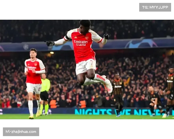 “半场战报：阿森纳客场2-0领先布莱顿，萨卡、厄德高破门”